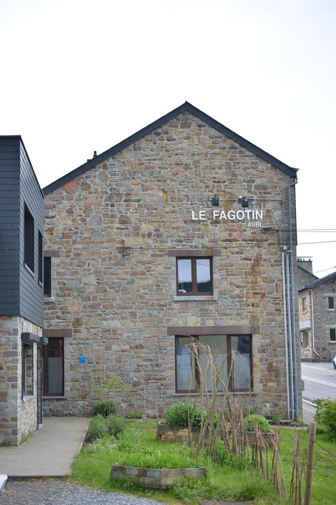 Le Fagotin - Youth Hostel Stoumont Buitenkant foto
